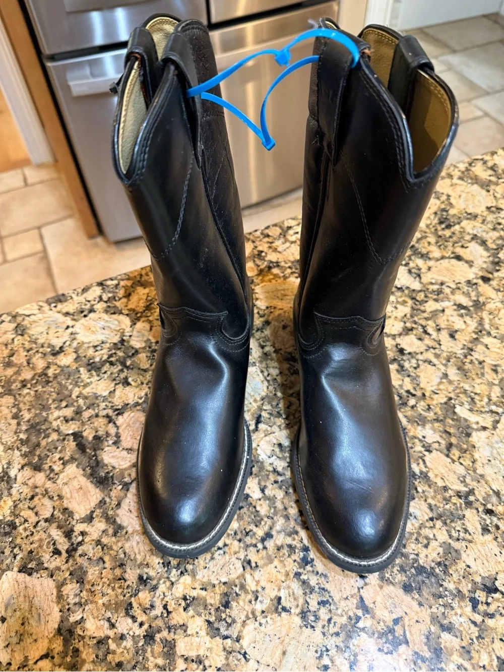 Justin Boots Black Leather kids size 5 unisex Cowboy Roper Boots
